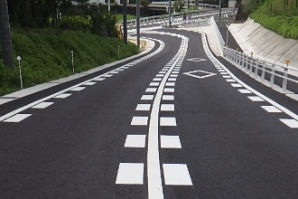 画像:河川改良、改修工事